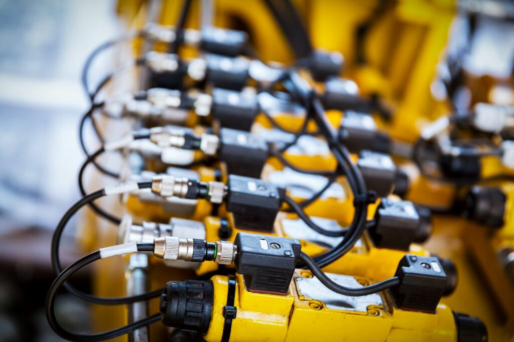 Voltage optimisation for complex systems